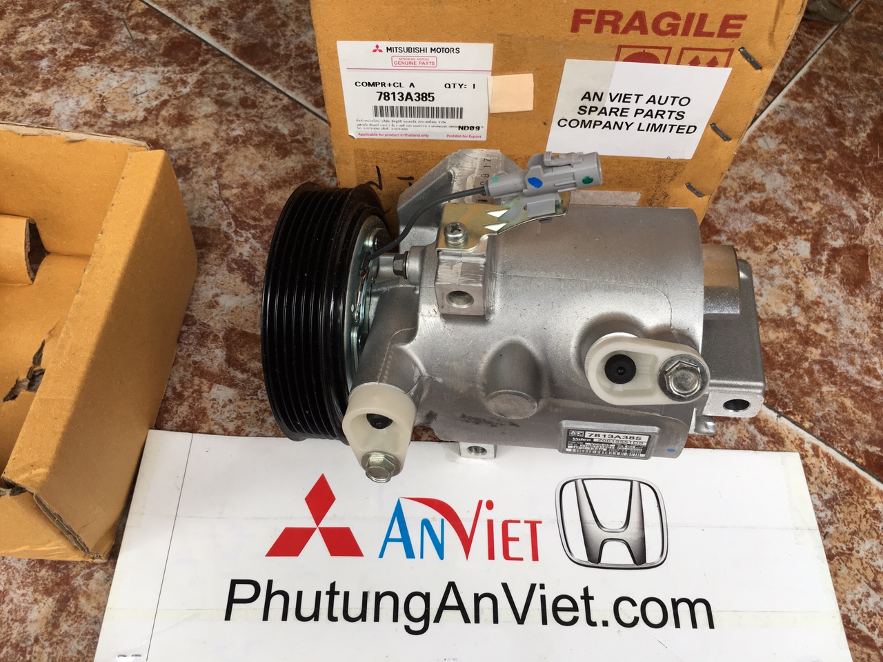 Lốc điều hòa Mitsubishi Mirage 