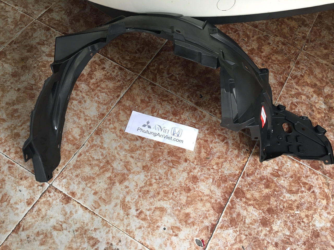 Lòng dè chắn bùn xe Honda Civic