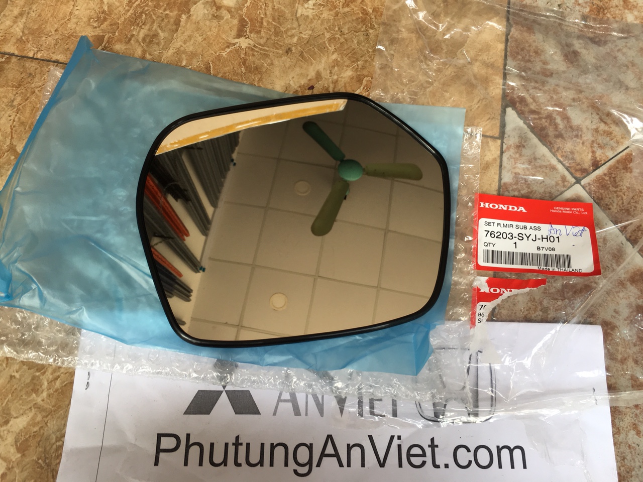 Mặt gương xe honda CRV