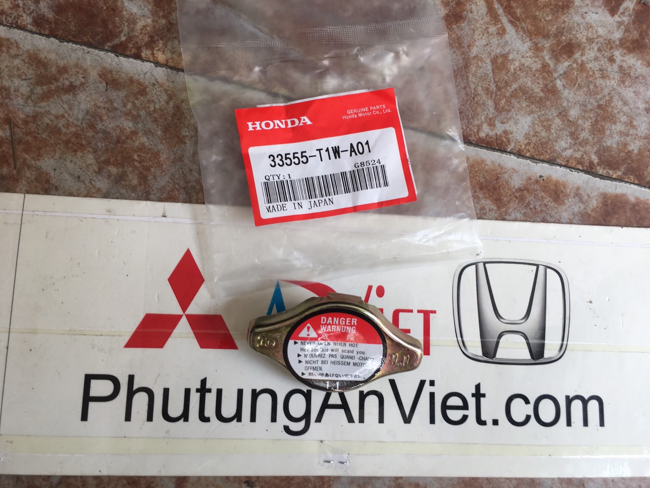 Nạp két nước xe honda CITY