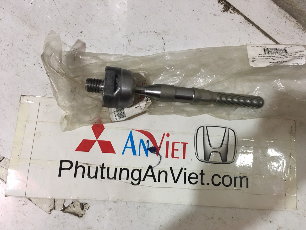  Rô tuyn lái trong mitsubishi pajero V93