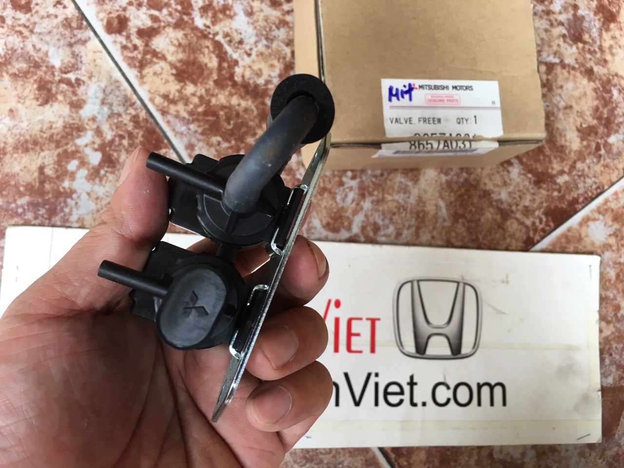Van gài cầu xe mitsubishi Pajero V93