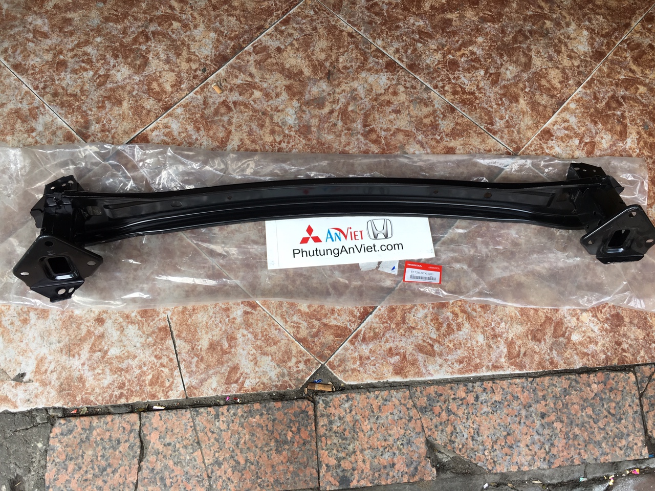 Xương đỡ cản trước honda CRV
